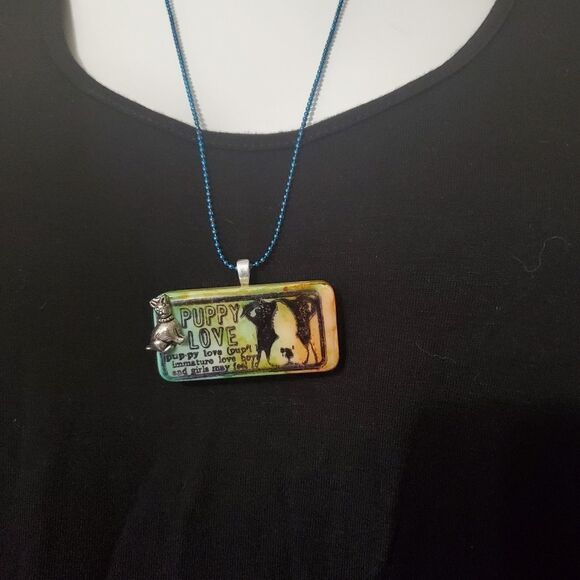NIB Handmade Puppy Love Domino Necklace - Picture 3 of 4